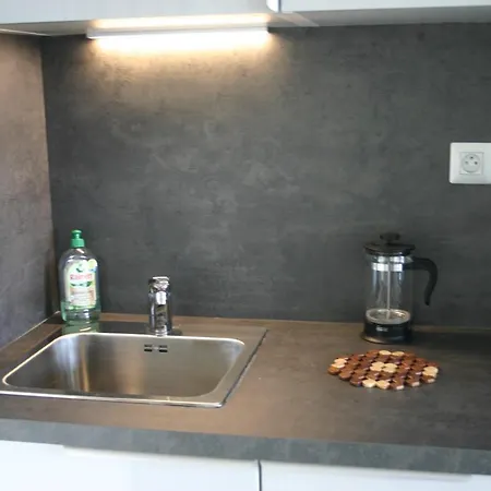 Charmantes Studio In Juan Les Pins- Antibes